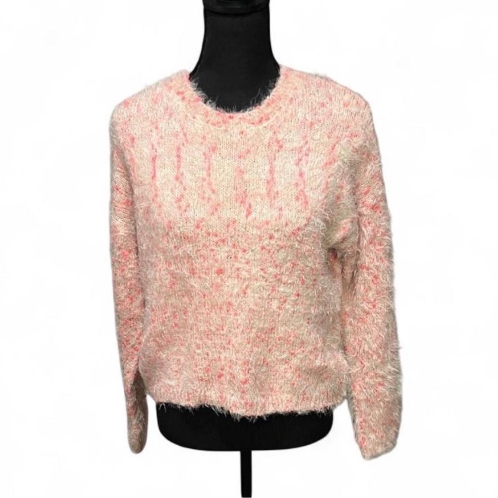 ✨ NWT Kimchi Blue Priscilla Fuzzy Pullover Sweater ✨
